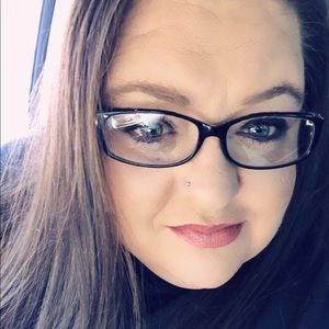 Meet your Posher, Mitzi